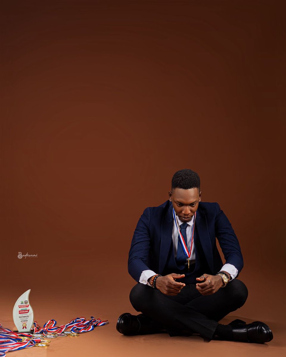 To one of the best and most influential sports administrators in recent years in UI. 

 Oluwagbemiga Collins Odunukan, Bobbyjay
Congratulations on your convocation!