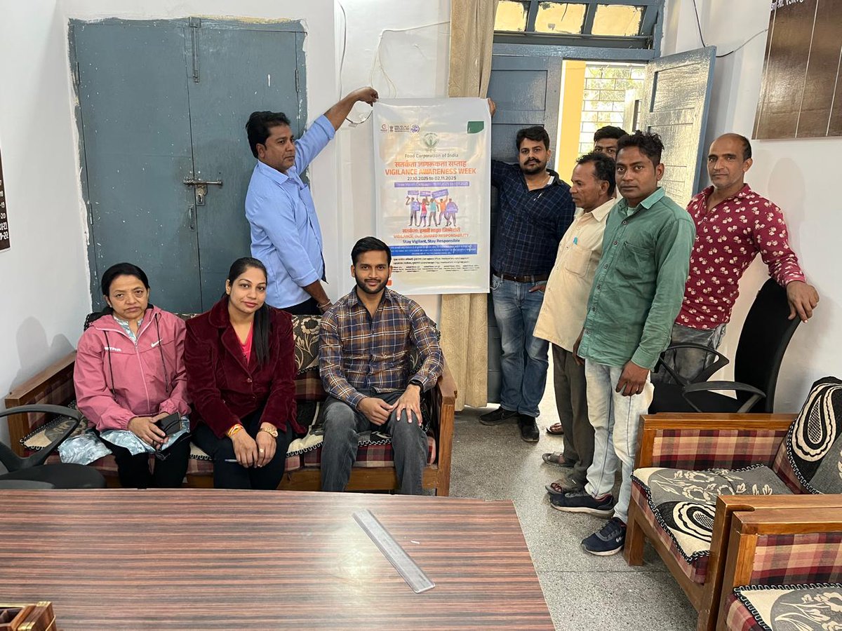 DoSaharanpur's tweet photo. सतर्कता  हमारी साँझा जिम्मेदारी – Vigilance Our Shared Responsibility के अंतर्गत मण्डल सहारनपुर क्षेत्र के पिलखनी/ जनता रोड/ बामनहेडी केंद्र द्वारा outreach activities के क्रियाक्लाप में वर्कशॉप/ग्राम सभा/ प्राथमिक विद्यालय में सतर्कता जागरूकता कैम्प का आयोजन किया गया : https://t.co/qqvmQKE0C2