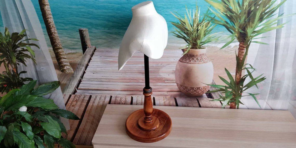 IGOR2691's tweet image. #Unique #Mannequin #PROPORTION #London. #Vintage #Bust made in #England. #Torso #Displey #Showcase. #Countertop #Tabletop Mannequin Buste #dress form etsy.me/3vf20IF