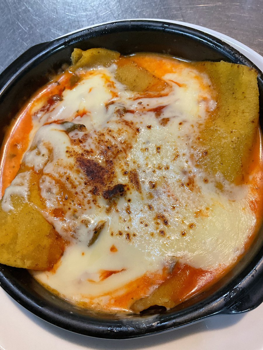 GSaigon's tweet photo. 暖かタコスフェア開始です。
チーズとろける
あったか
メキシカン料理のフェアが
今日から始まりました。
皆さま、ご来店お待ちしております♪ https://t.co/2GiyASh43W