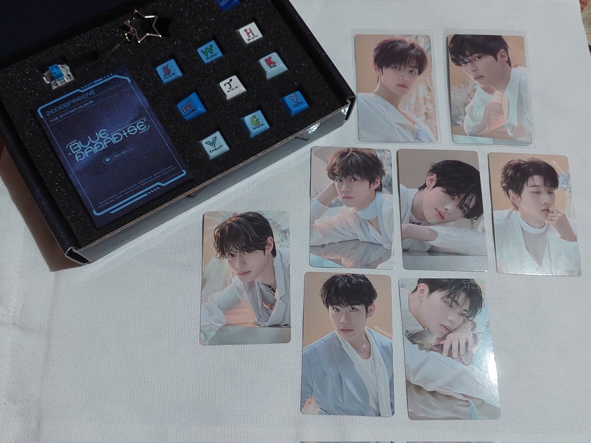 zhdrafts's tweet photo. 🧶 wts lfb ph zb1 bluepara keycap 

zerobaseone bp keycap tingi !

- 100 each (keycap + pc)
- payo / 3 days dop
- mop: gcash
- mod: jnt

t. zerobaseone zb1 blue paradise keycap version album tingi qs https://t.co/sXNRjydBWo