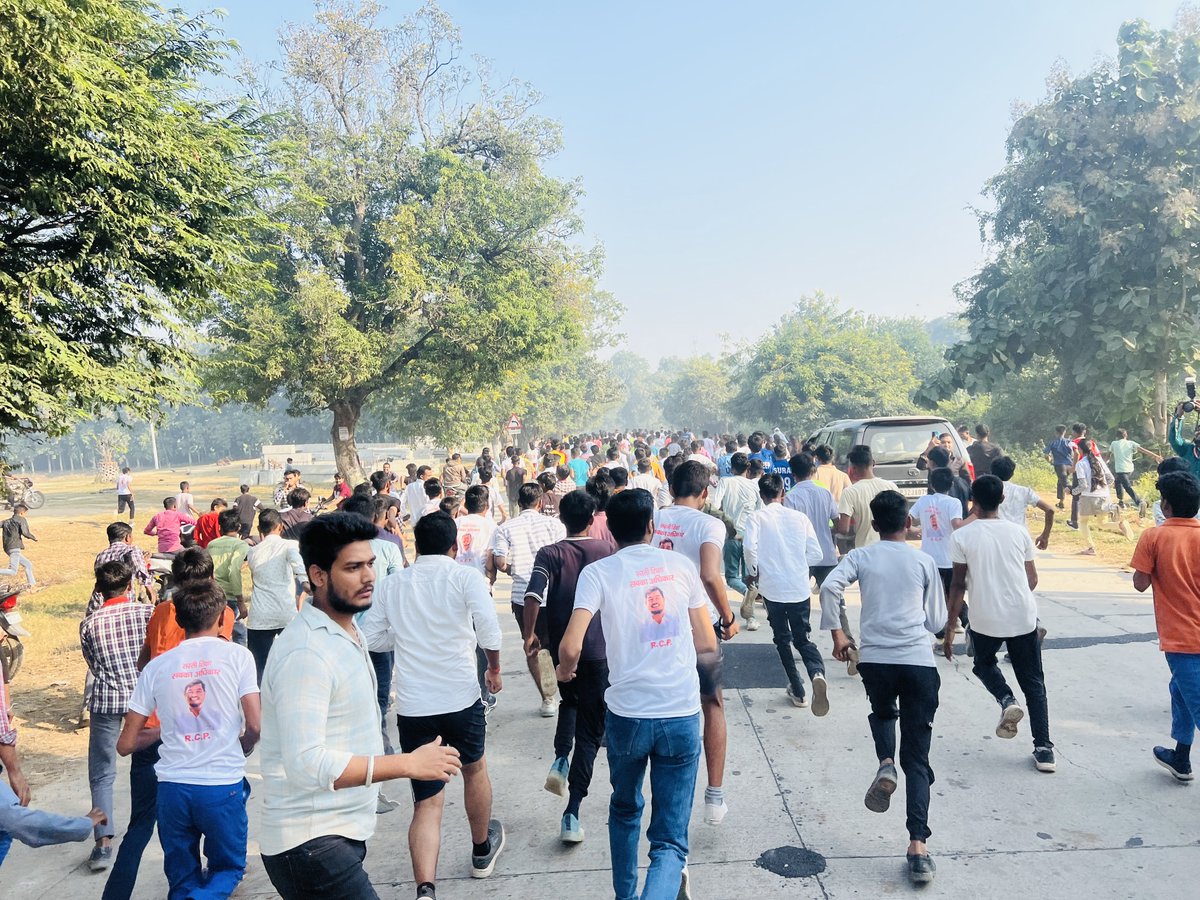 shivampandeygnd's tweet photo. #Run4Education
आज राष्ट्रीय छात्र पंचायत के द्वारा आयोजित रन फॉर एजुकेशन (मैराथन) का आयोजन महराजगंज, गोण्डा में किया गया ||
#NationalEducationDay @myogiadityanath @yadavakhilesh @aditytiwarilive @KSHITIZKANT @dmgonda2 https://t.co/T4cYggMuen