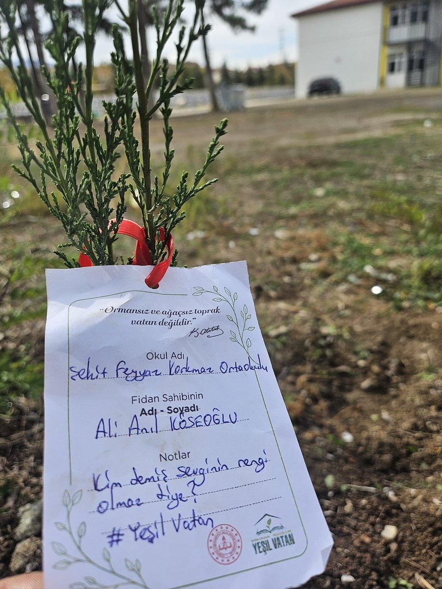 Yeşil Vatan-Benim Okulum Geleceğe Çare etkinliğimizde öğrencilerimiz ve velilerimize birlikte fidan dikimimiz... <a href="/tcmeb/">Millî Eğitim Bakanlığı</a> <a href="/mebtegm/">Temel Eğitim Genel Müdürlüğü</a> <a href="/ispartamem/">Isparta İl Millî Eğitim Müdürlüğü</a> <a href="/GelendostK/">Gelendost Kaymakamlığı</a> <a href="/GelendostIlce/">Gelendost İlçe Milli Eğitim Müdürlüğü</a> <a href="/ayhankyrn/">Ayhan KAYIRAN</a>