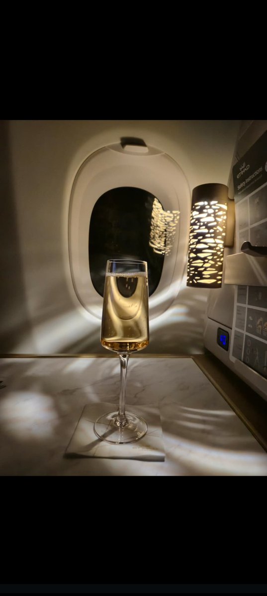 Fafo_xyz's tweet image. One good thing @mohunbagansg &amp;amp; Vinay Chopra has taught @IndianFootball is use of #toolkit

These clowns are now worried about paying EMI of luxury cars &amp;amp; homes out of their savings that&apos;s why this sudden love &amp;amp; plea.

Play for 1/4th salary &amp;amp; save your clubs if you at all care🥂