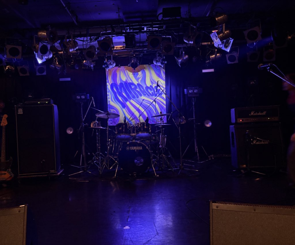 aaayuyu_oO's tweet image. 更新。
超人見知りです
よろしくお願い致します🎧♡

 #邦ロック好きな人と繋がりたい 
 #邦ロック好きな人とつながりたい 
 #日曜日だし邦ロック好きな人と繋がりたい