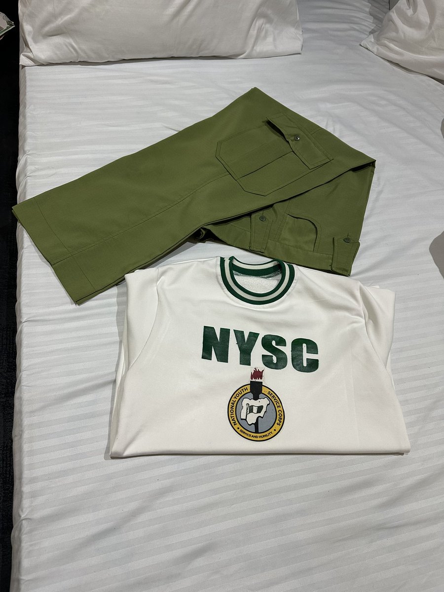 Let’s wear you for the last time, shall we ? 😊 #fct #nysc #pop