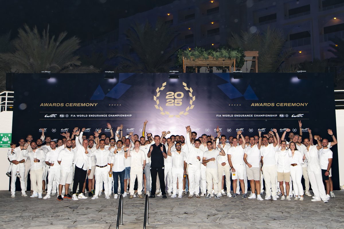 SignatechAlpine's tweet image. Looks like Bruno didn’t get the dress code memo. 🧐 What a season, couldn’t ask for a better team. 💙