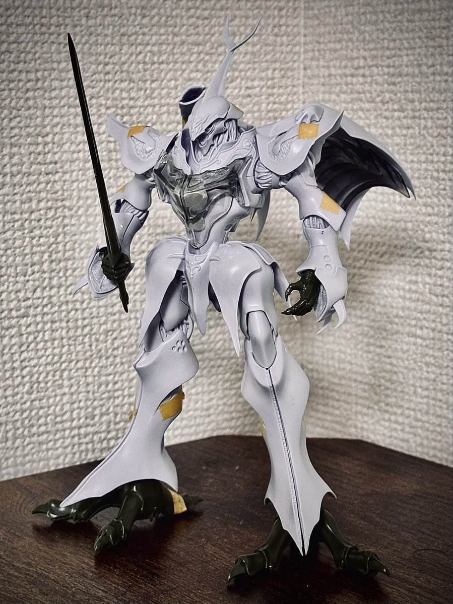 t_hobby190001m's tweet image. ヴェルビンに続いて、サーバインも始めました！こちらも素晴らしい造形😳✨
しかしヴェルビンとは全く異なるパーツ設計で非常に難易度が高い……工作が苦手な私としてはかなり苦戦しそうです…
それはそれとして毒島先生原型のサーバインのプラモ化はまだでしょうか🤣
#サーバイン #PLAMAX…