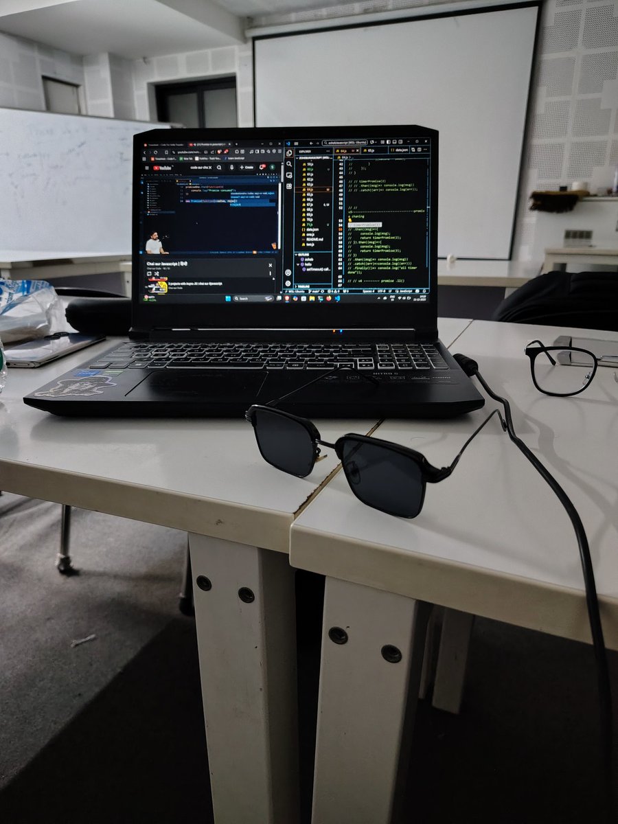 Zohebb0017's tweet image. wearing dark glasses today... Coz the future looks very bright 👀

@0xsuhailroushan 
@SadiyaSabera 
@merajismeraj 
@codeforindia_