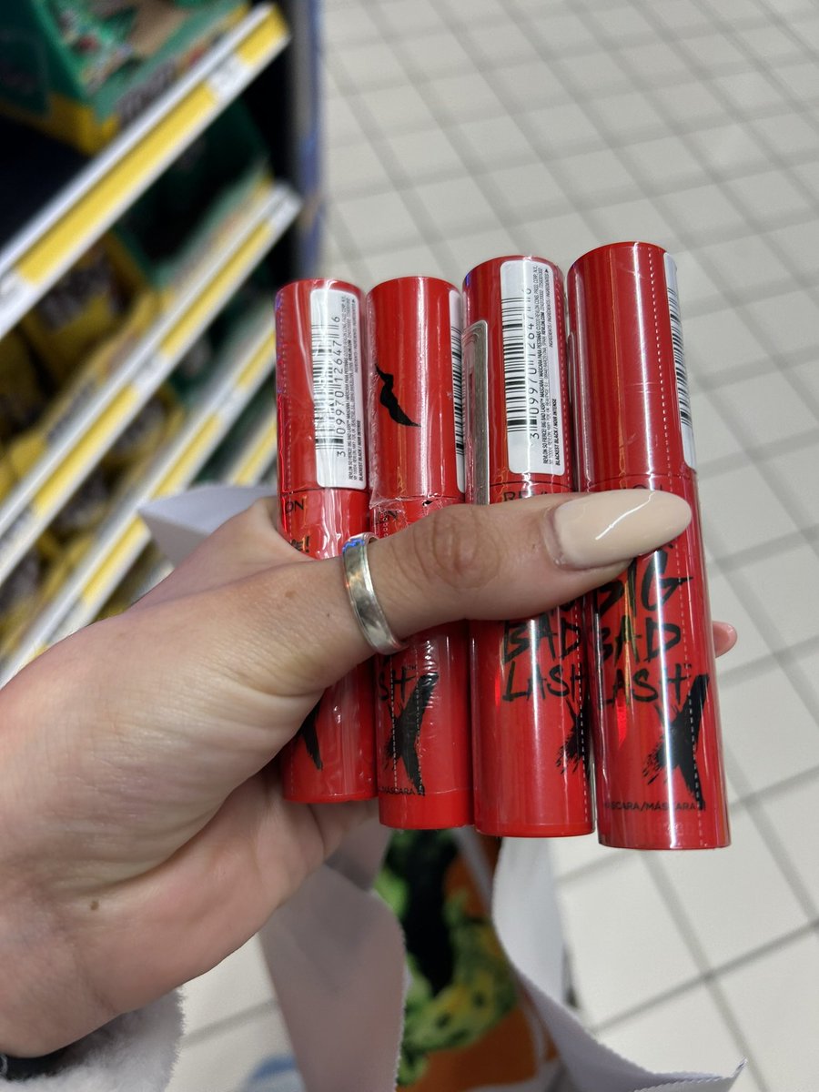 Happy carsonator day 🤍
Since I met you my Sofia I always knew that you would change my life. Since I know you I always have a place to go when I see all dark. You’re my butterfly blue  <a href="/SofiaCarson/">Sofia Carson</a> #sofiacarson #carsonatorday #day