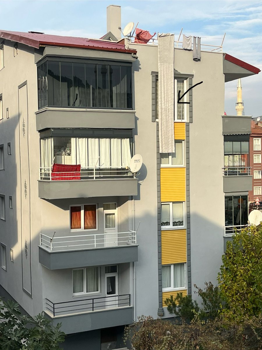 Elessar61972's tweet image. Bu ne acaba ya, uyandığımdan beri düşünüyorum bulamadım. 
BU NE YA NE BU NEEEE?!