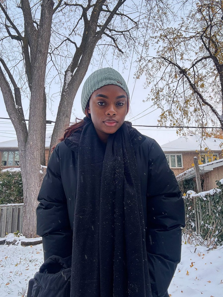 Temibillions's tweet photo. It’s that time of the year ❄️ https://t.co/9UUvdWRgqM