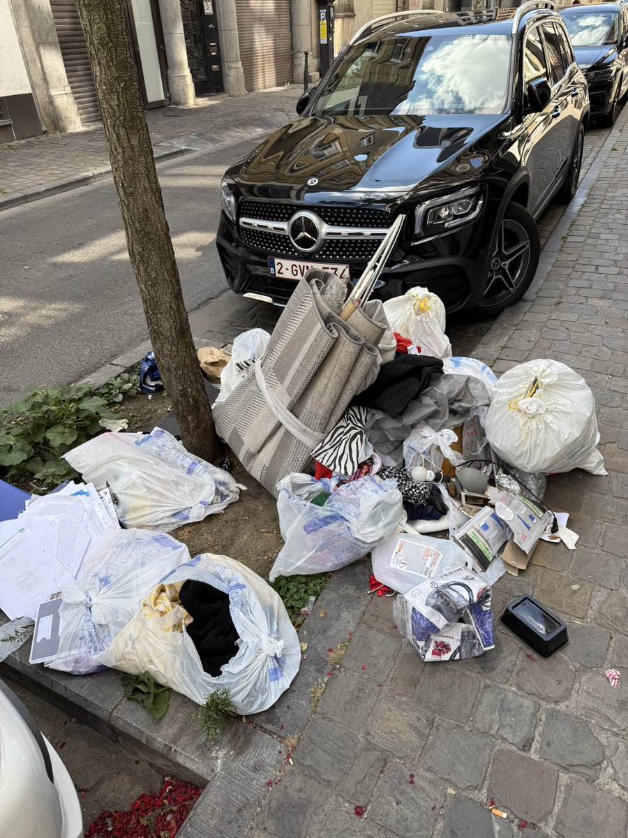 Riadh_B's tweet image. Blessed as well ❤️🥰! #BXL