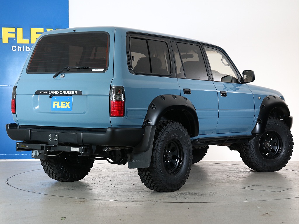 スモーキーブルーが映えるランクル80入庫🔵✨ ブッシュワーカー風