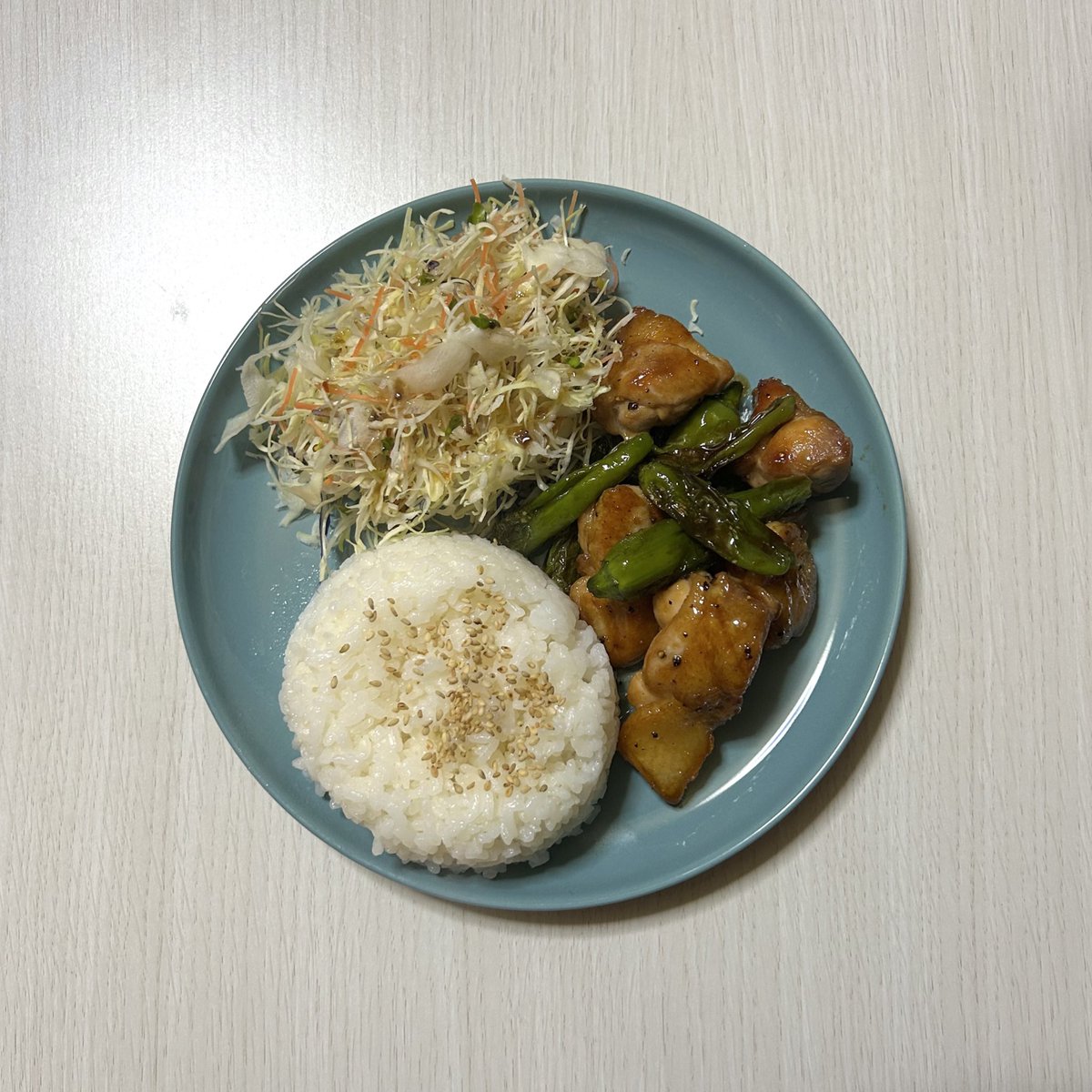 mm__02c's tweet image. 