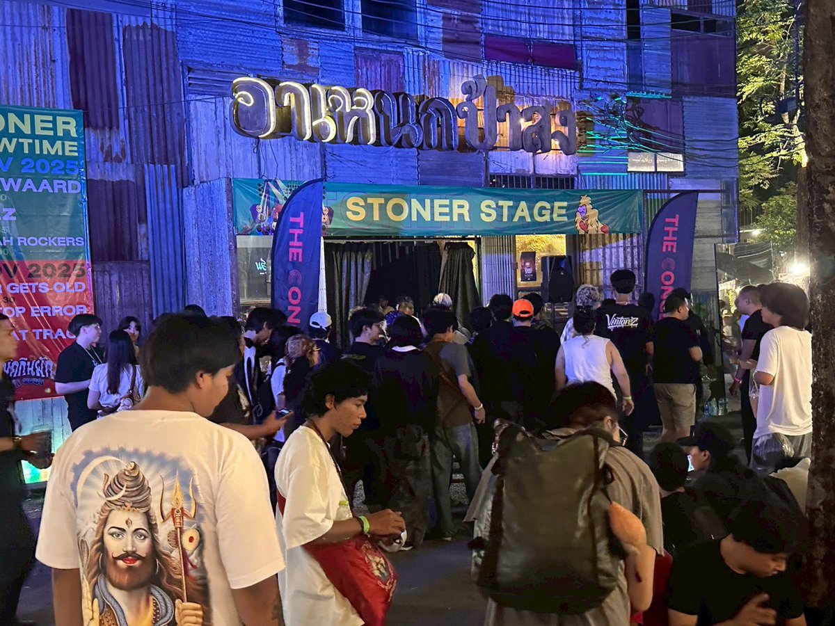 ChannelWeedTH's tweet image. ปุ๊นพรึ่บ!! อีเวนท์สายเขียวแห่งปี กิจกรรมสุดปัง-โชว์พลัง Soft Power เมืองไทย ตอกย้ำความยิ่งใหญ่ในเอเชีย
.
ไทยจัดอีเวนท์ปุ๊นสุดยิ่งใหญ่ ตอกย้ำความเป็นผู้นำปุ๊นในภูมิภาค Asia ‘หนัดกินผัก‘ โชว์กิจกรรมสุดสร้างสรรค์โปรโมท Soft Power สยาม

channelweedthailand.com/2025/11/11/nud…

#กัญชา #cannabis