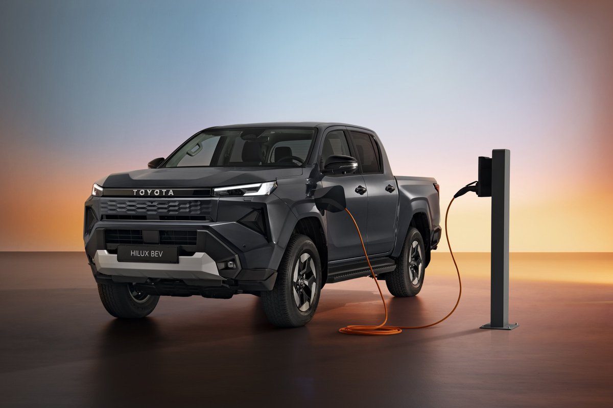 TheEVuniverse's tweet photo. I will never understand why Toyota is so willingly giving away its market share of the obvious direction car market - battery electric cars - by producing the most uncompetitive EVs on purpose. 

All for its hybrid cash cows of today.

The 149-mile Hilux EV version is an obvious example. It's designed *not* to be a great EV, on purpose.

Toyota also actively delaying the BEV tradition by waving the "any minute now" promises of 

- breakthrough solid-state batteries (since 2012) and 
-hydrogen cars (absolutely failed, only few hundred Mirai sales nowadays), even some 
- ammonia engine development. 

All so they could sell hybrids until "we'll get there and be superior".

This BEV Hilux is a complete flop with a terrible drivetrain design.

Toyota will go down as an utter failure. 
And it is honestly sad to see.