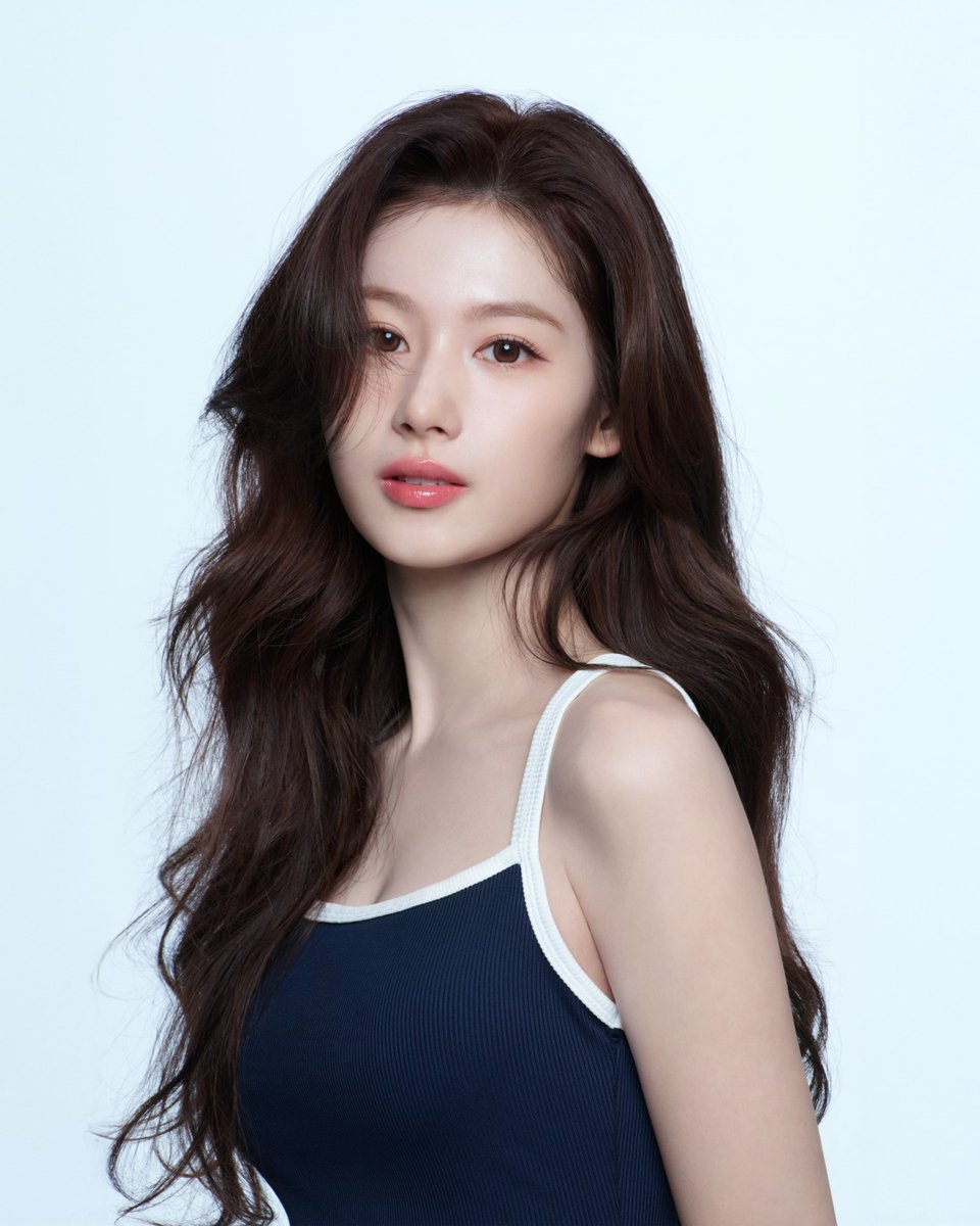 -star MO.. MOM.. MOMMYYY????? 😭😭😭