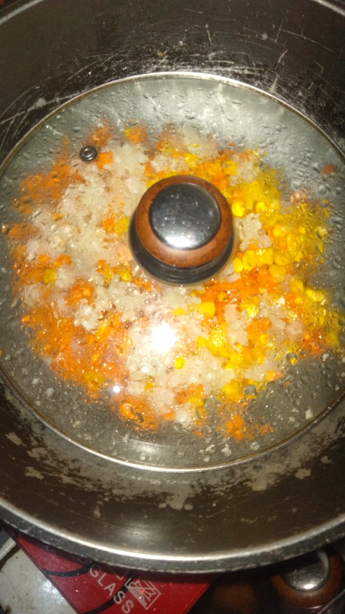 romanticiszed's tweet image. CW // FOOD

Tentu saja semangat. Udah dipuji my sayang aku. Milih masak menu ini pun karena sayangku.😎