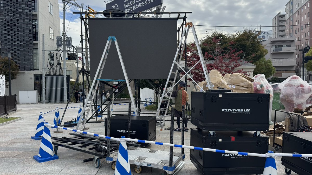 pointyes2015's tweet photo. 今月から天神はクリスマスモードに入ります。
弊社のLEDは貴賓館前で使ってます。
年末まで常設します。
#天神クリスマス #福岡ledビジョンレンタル #LEDビジョン福岡 
高画質LEDビジョン大量在庫あります。福岡のイベントを応援しますので、是非ご気軽にお問い合わせください。
nin@pointyes.jp https://t.co/KJUC7xyPmB