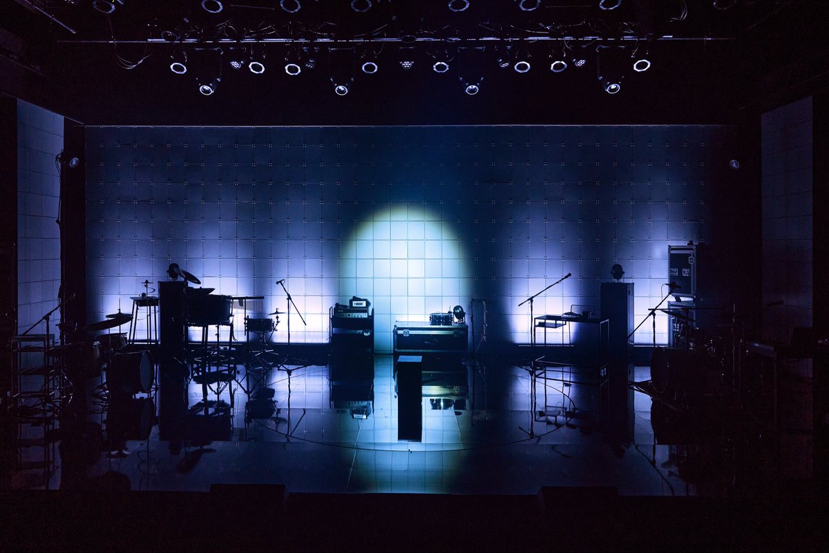 project_ilda's tweet image. [우란공연] 연극 &amp;lt;썬더&amp;gt; 

𝐃-𝐃𝐀𝐘⚡️무대사진 공개⚡️

-
연극 &amp;lt;썬더&amp;gt;
2025.11.11 - 11.30
우란문화재단 우란2경
-
#연극 #썬더 #thunder #우란공연 #우란2경
#일다 #프로젝트그룹일다
#우란문화재단 #wooranfoundation