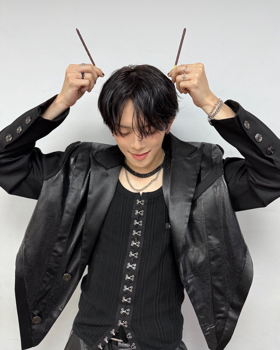 VERIVERY_OFFICIAL tweet media