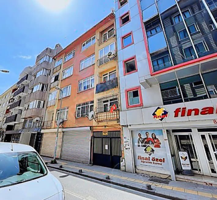 Danimarka'da 2 milyon TL (48 bin dolar) satılan garajı olan 3+1 daire, Pendik'te 4.5 milyon TL'ye satılan daire: Sizce hangisi daha güzel 🤪