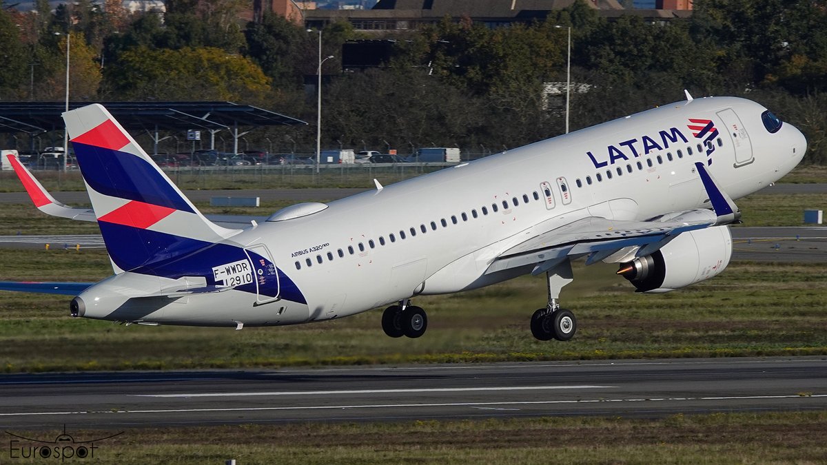 cliper31's tweet image. Toulouse Airport #planespotting #avgeek #aviation #airbus #Toulouse