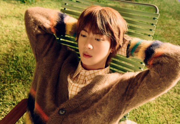 About Music tweet media