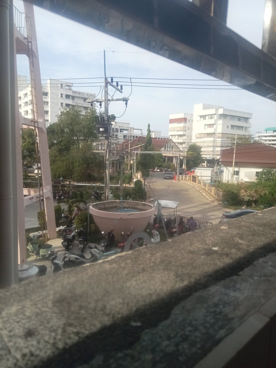 MM21231968's tweet photo. ร.พ ปัตตานีหยบรุน https://t.co/OcVeYLII3U