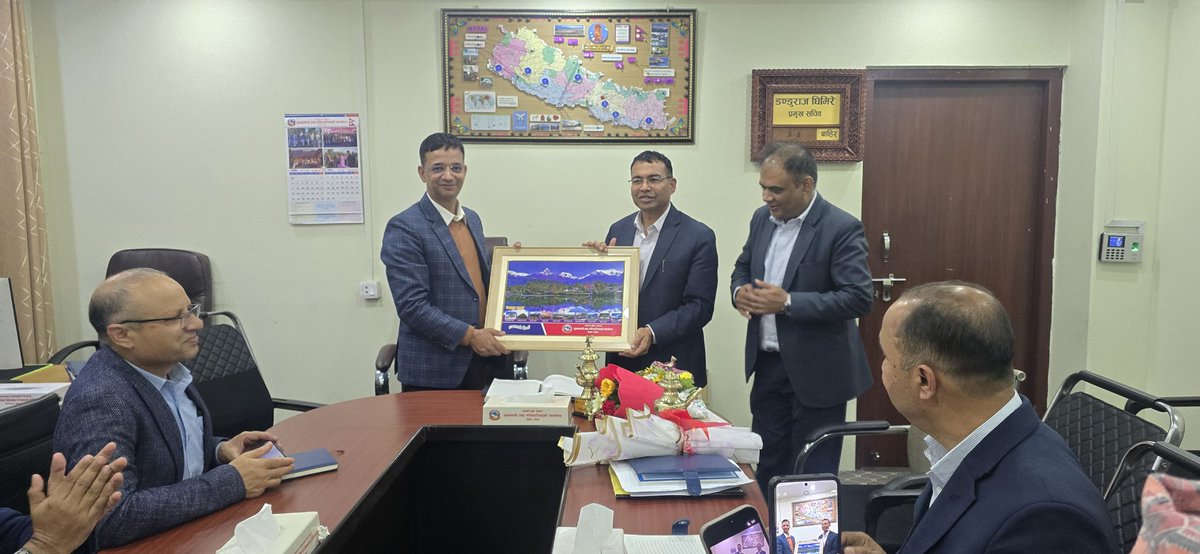 nrdhakal81's tweet photo. गन्डकी प्रदेशमा  कार्यरत रहदा दिनुभएको साथ, सहयोग, स्नेह र अपनत्वको लागी सम्पूर्ण सहदयी मनहरूप्रति हार्दिक आभार। https://t.co/m8R5SVI0w7