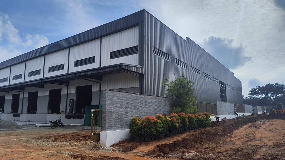 ileasewarehouse's tweet image. 🚛 Warehouse for Rent/Lease | Ranga Reddy, Telangana

📏 Area: 85,000 Sqft
💵 Rent: ₹60/Sqft (Negotiable)

📞 Contact: Hitender Yadav | +91 8929580086

#WarehouseForRent #RangaReddy #TelanganaRealEstate #LeaseWarehouse #IndustrialProperty #WarehouseLease
