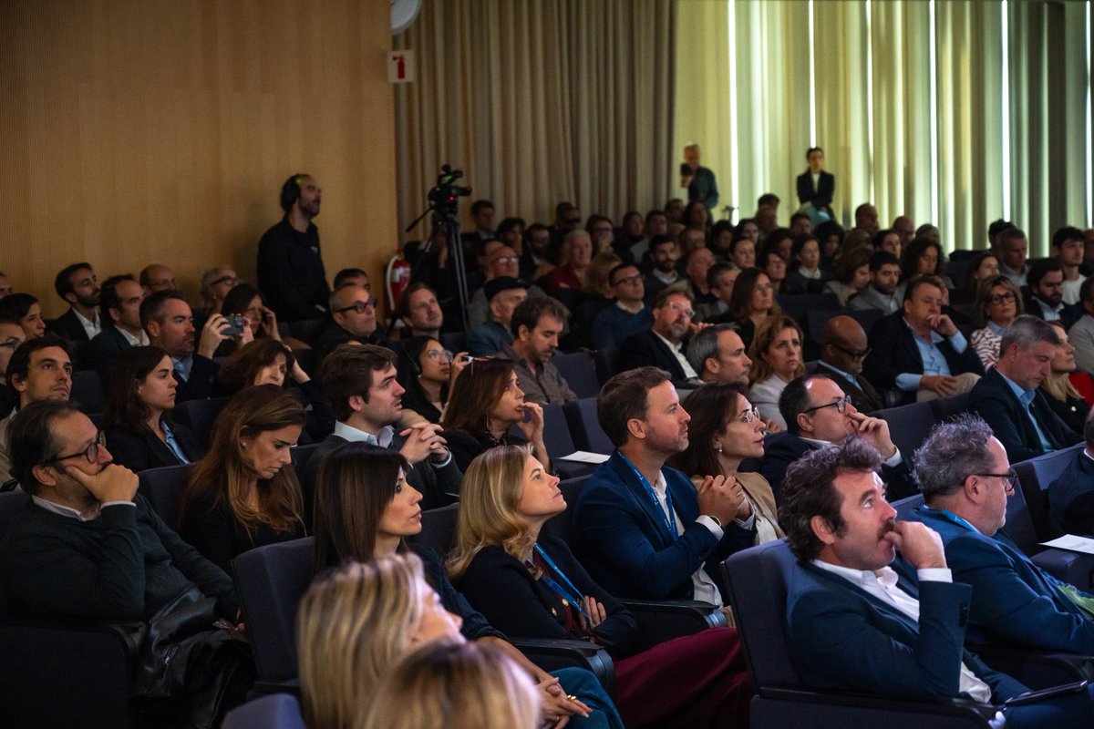 RamonGrasAloma's tweet photo. 'Barcelona Metropolitan Digital Twin: when City Science revolutionizes urbanism'
The world's leading urban digital twin

On Monday, November 3rd, we had the immense pleasure to present the new Barcelona Metropolitan Region City Digital Twin, at an event held at Torre Telefonica, kindly invited by Telefónica's General Manager, Chema Casas.

Conceived and designed by the Aretian Urban Analytics and Design team, and supported and co-led by the Torras Foundation led by Ignacio Torras, as well as by Barcelona Global led by its president Ramon Agenjo and CEO Mercè Conesa Pagès, the brand new platform presents a new user interface, a parcel-level assessment of urban challenges, and five applied new case studies addressing the most salient urban development challenges.

A brilliant contribution was delivered by the present of NVIDIA's Dr Jumbi Edulbehram, PhD and Lenovo's Miguel Terol, who introduced the new Aretian - Nvidia - Lenovo collaboration, aspiring to build the world's leading urban digital twin.