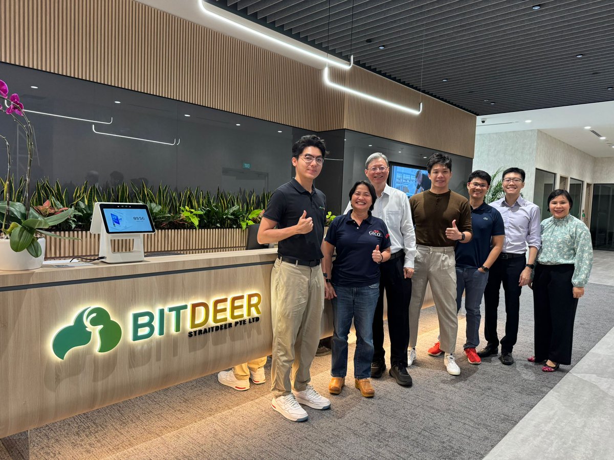 Bitdeer_AI's tweet image. “Hack to Hire” episode 2 is now live 🎉! Kicking off with inspiring speeches from Geco Asia &apos;s CEO Rahul Kaul and Bitdeer AI&apos;s Product Manager Rui Jie Tey, the stage is set for another round of AI innovation.

This continues our mission to empower local talents in solving…