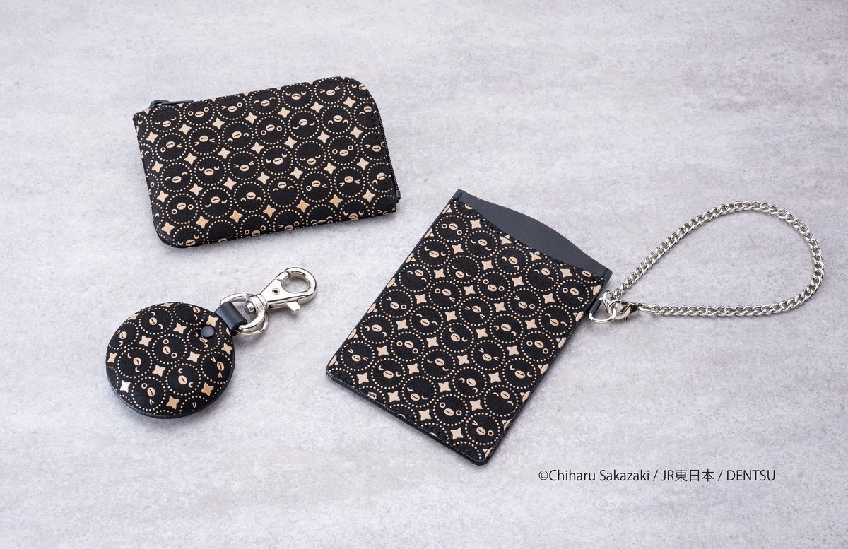 Suicaのペンギンのニュースを聞いて、、寂しい気持ちでいっぱいです😭
いつもお店を華やかにしてくれてありがとう🐧❣️
これからもずっとずっとスイペンファンです📣
#印伝 #Suicaのペンギン
#東京駅　#スイペン