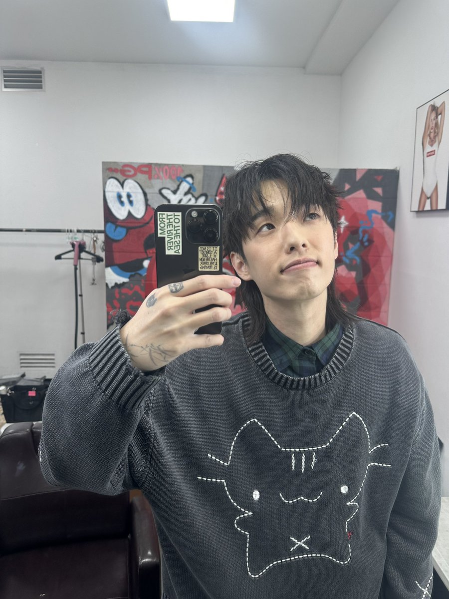 The makeup is back fellers