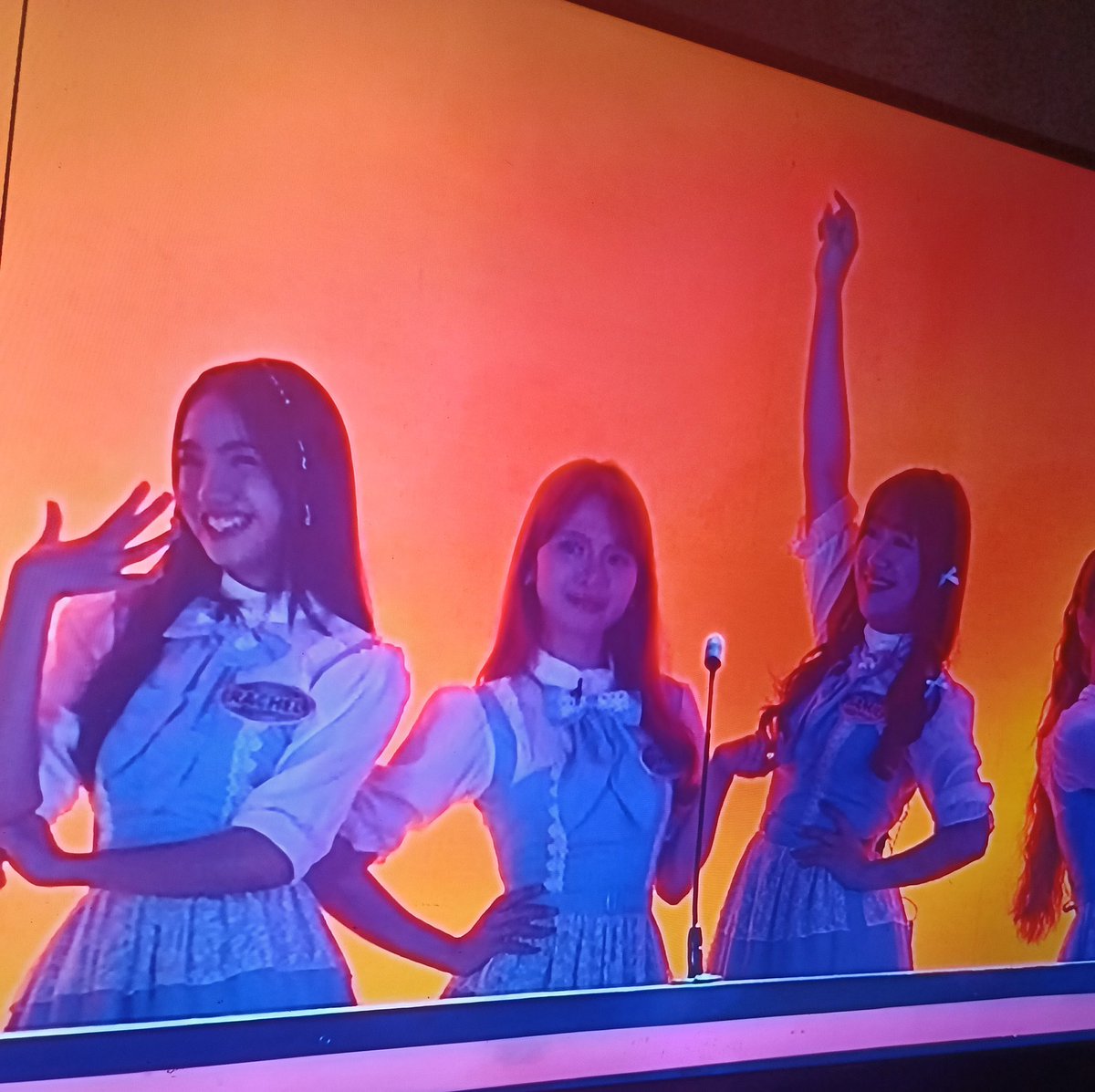 RheabearsOFC's tweet photo. Slay Rheaaa
MNL48 ON FAMILY FEUD PH
#FeudMNL48VSYGIG
@mnl48official https://t.co/sf34t1mjL5