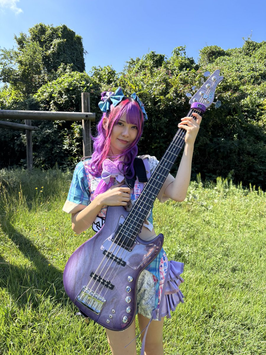 kakumero_impact's tweet photo. わが子たち❤️‍🔥
#ベースの日
#woodcustomguitars
#bottomwave
#kinofactory https://t.co/UxZPbIZiJ9