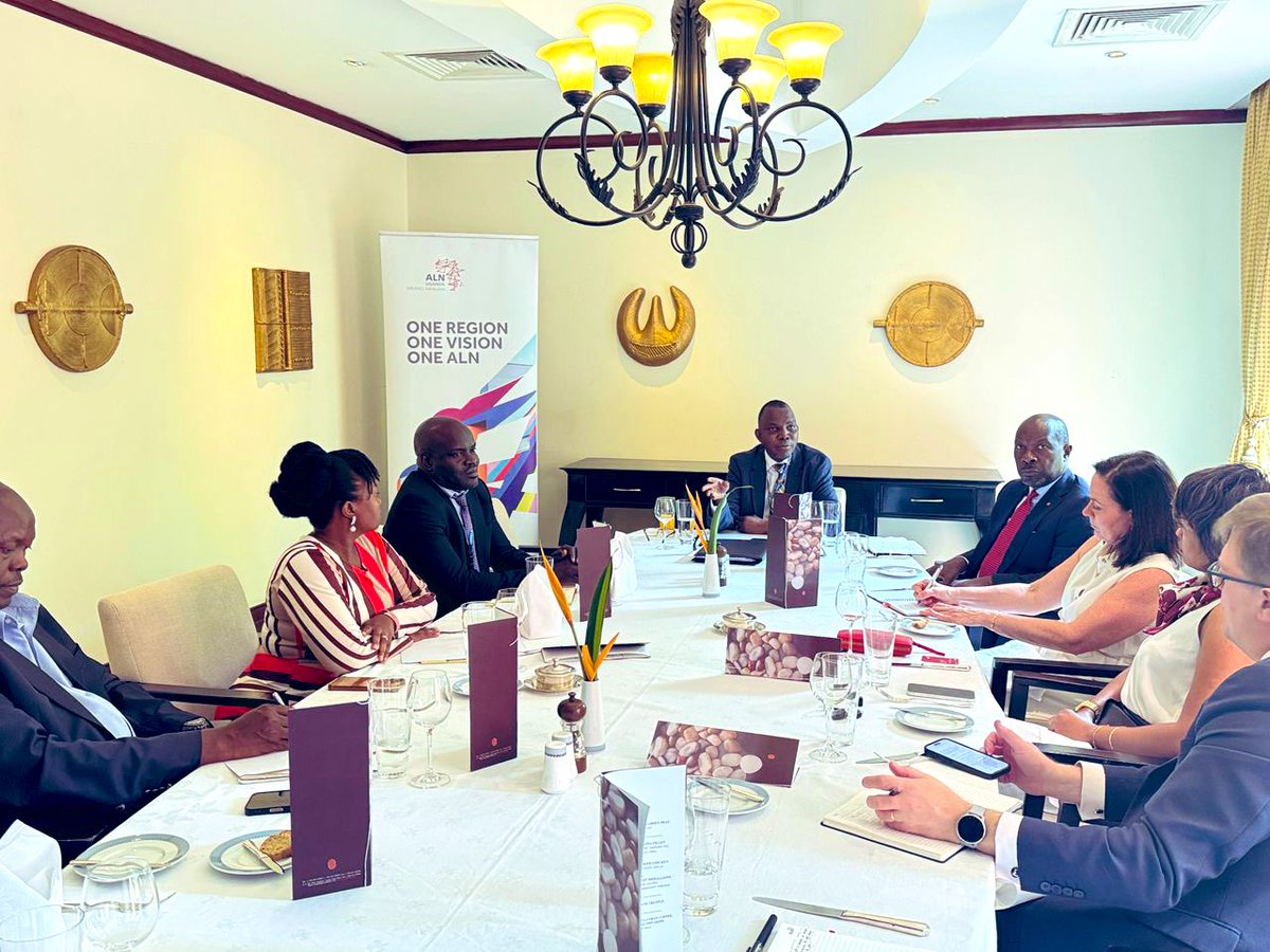 MMAKS_Advocates's tweet photo. MMAKS Advocates, together with Slaughter and May convened a roundtable discussion with Ministry of Finance, Planning & Economic Development focused on mitigating barriers to project financing for infrastructure projects in Uganda.

The engagement brought together key stakeholders to discuss the challenges affecting the bankability of infrastructure projects and to explore practical legal, regulatory, and policy interventions that can enhance investor confidence and sustainable financing for these projects.

The discussion underscored the importance of aligning legal frameworks, risk mitigation mechanisms, and government policies to facilitate efficient project structuring and financing to ensure project success and ultimately Uganda’s socio-economic transformation.

Such collaborative dialogues between Public and Private sector actors contribute meaningfully to shaping a more enabling environment for infrastructure development and private sector participation.

#InfrastructureDevelopment #ProjectFinance #Uganda #LegalFramework #InvestmentClimate #PublicPrivatePartnerships #MMAKSAdvocates