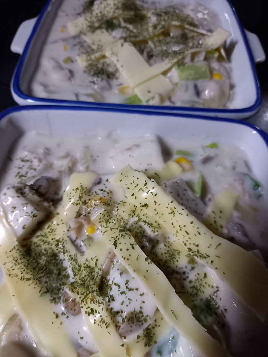 今夜はマカロニ抜きの米粉でグラタン作って見ました🥰