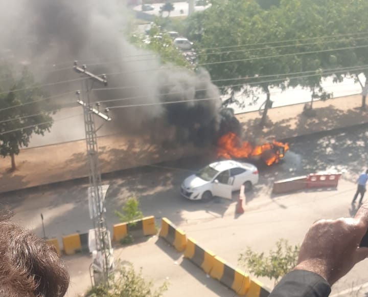 🚨اسلام آباد جی الیون

خودکش حملہ آور کچہری کے اندر جانے کی کوشش میں تھا
موقع نہ ملنے پر پولیس کی گاڑی پر حملہ کیا: محسن نقوی
#Pakistan 
#Islamabad