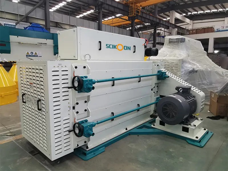 scikoon27198's tweet image. 🌾 Boost oilseed prep with SCIKOON XKPS-DD Double Deck Cracker!
Dual rollers, compact design, and high cracking efficiency ⚙
👉 scikoonmachinery.com #oilseedprocessing #scikoon