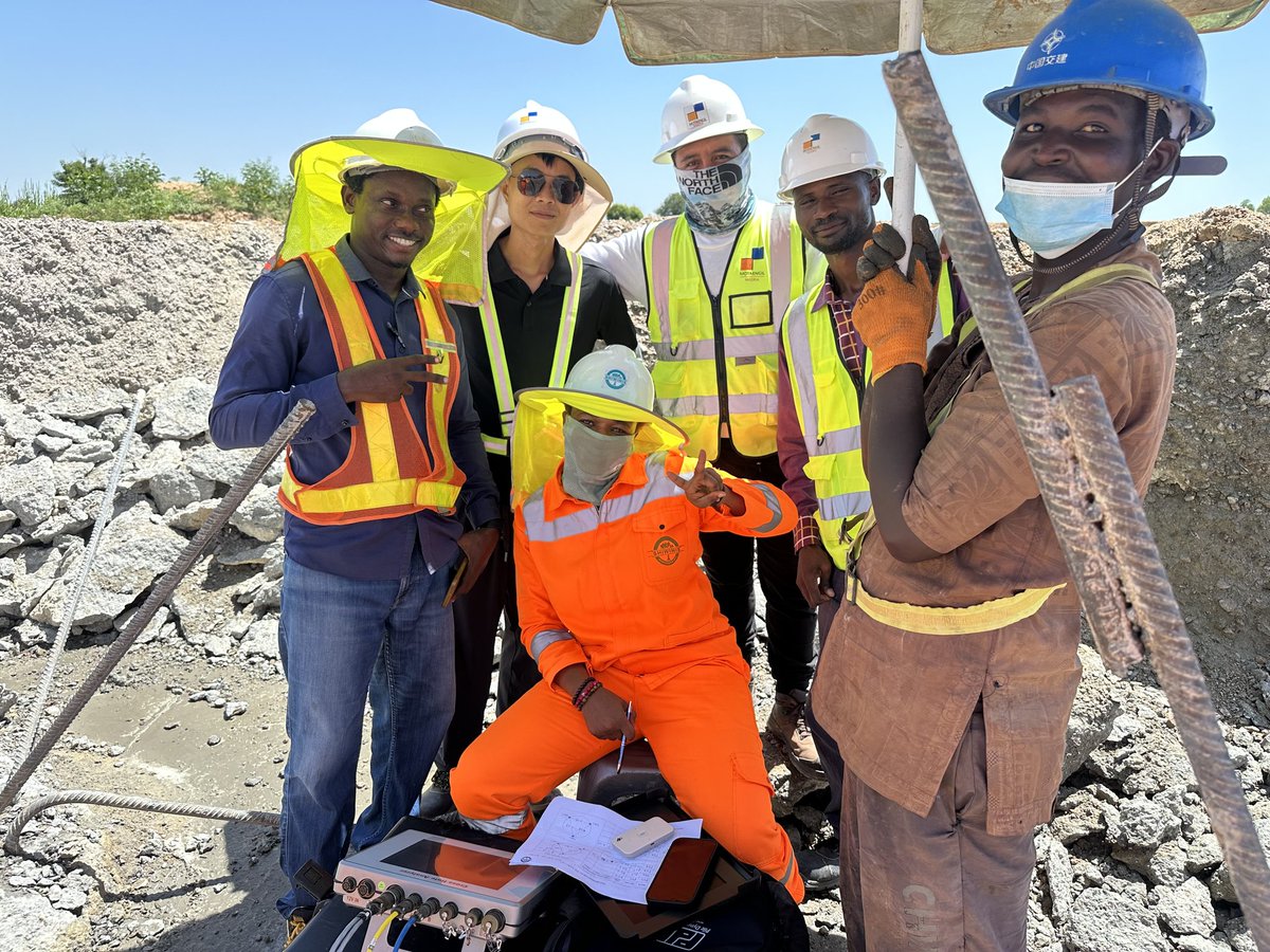 shiwinis's tweet photo. Together
Everyone
Achieves
More!
Different organisations. One goal.
Together, we make it happen! ๐ช๐ฝ๐ช๐ฝ
#shiwinis #environmental #geotechnics #survey #teamwork #collaboration #sharedgoals https://t.co/DvnrbYdDJ6