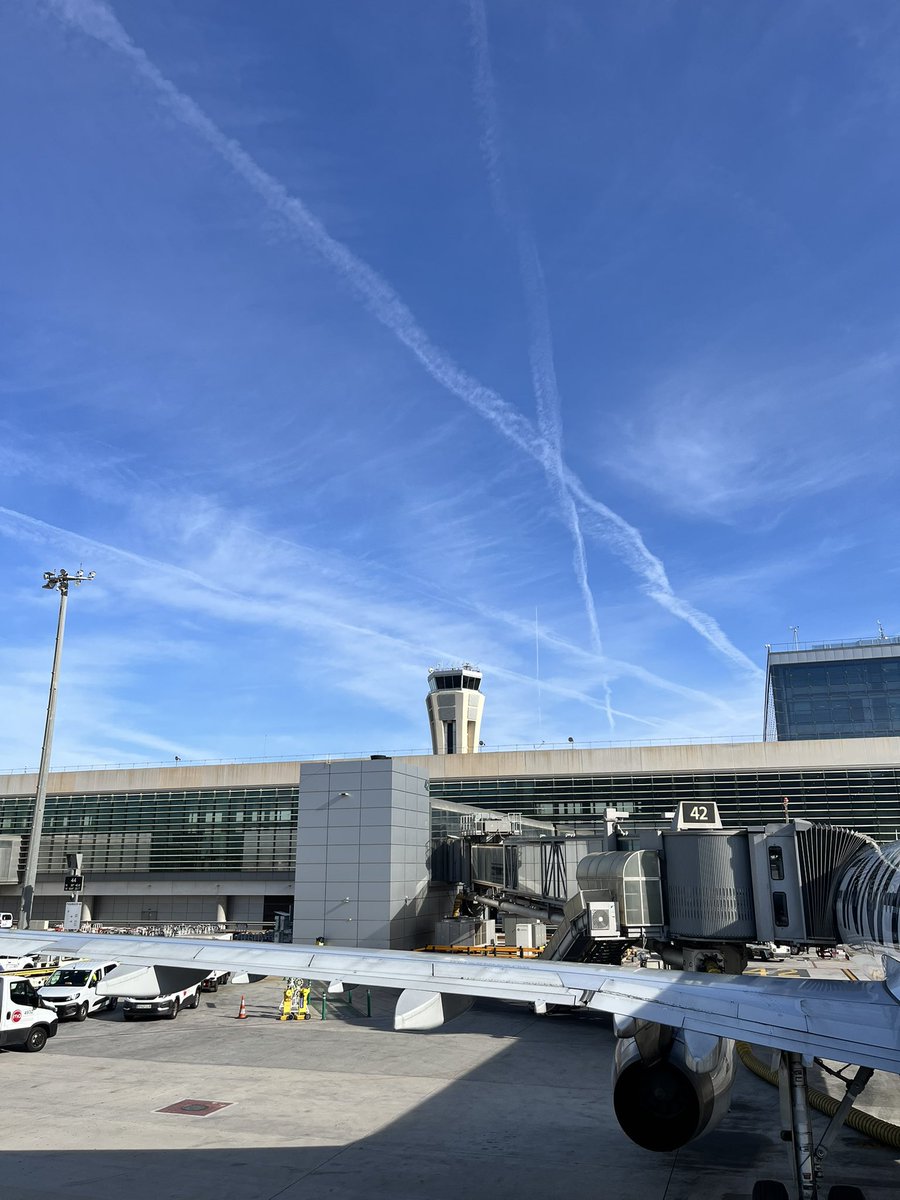 Kemikaalivanoja!
Arvakkaa missä tänään?