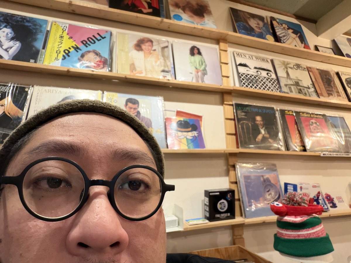 イントロオープンしましま。
今夜もよろしうに。
おてやわらかに🦀
#レコードバーintro