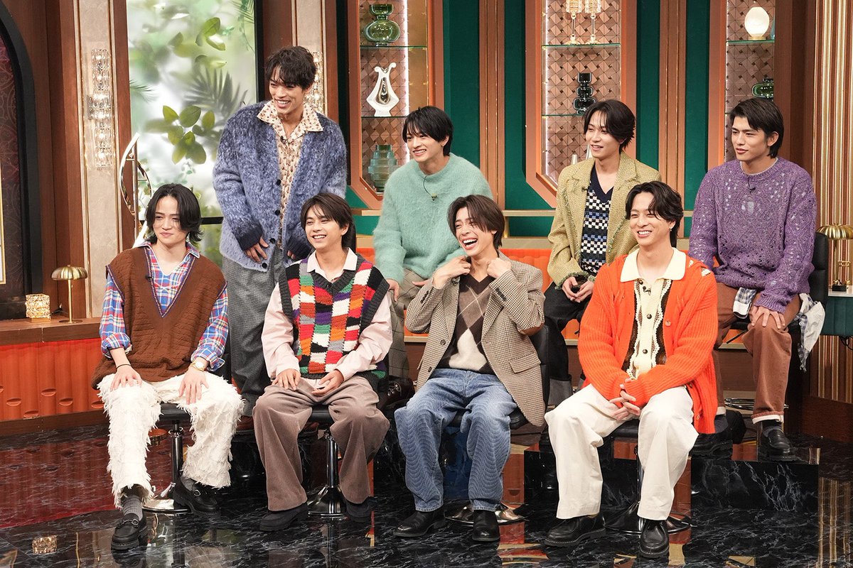 modelpress's tweet photo. 📺️11/15「with MUSIC」
出演アーティスト＆歌唱曲解禁🎤

timeleszが4度目の出演
木村拓哉との共演秘話明かす 

“タイプロ”課題曲も披露✨️
https://t.co/VKAFgTYidw

◽timelesz「レシピ」「革命のDancin’ night」

◽ポルノグラフィティ「アゲハ蝶」「THE DAY」「THE REVO」

#withMUSIC https://t.co/8nQCTHeImn