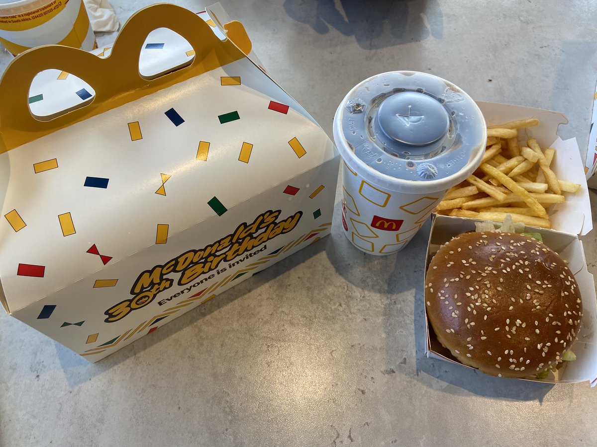 BongiStix's tweet photo. Made it Happy Birthday 🥳 
@McDonalds_SA  we came we ate. #McDonalds30Years #EveryoneIsInvited https://t.co/r97jYIMJRZ