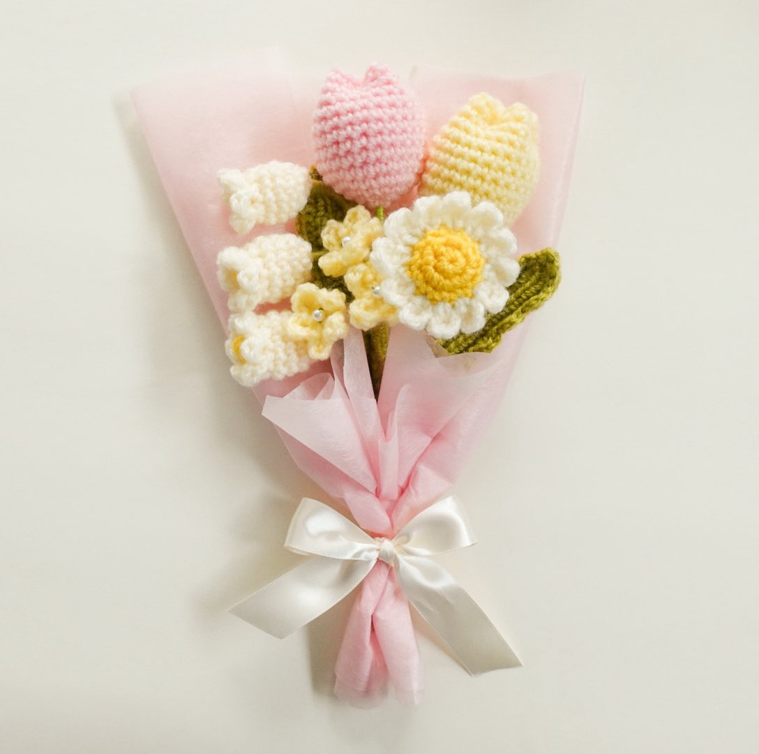 y_swift727's tweet image. #毛糸の花束
#ニットフラワー