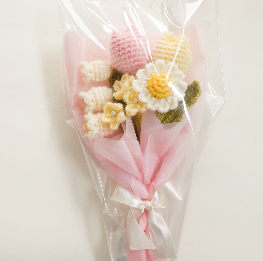 y_swift727's tweet image. #毛糸の花束
#ニットフラワー