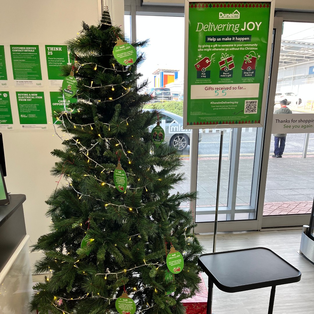 manchesterfort's tweet image. Give back this Christmas! 🎄 

Donate a gift to the Delivery Joy Tree at @Dunelmuk

Pick a tag, buy or make a gift, and drop it off in store! 

#ManchesterFort #Dunelm #GivingTree #ChristmasAtDunelm
